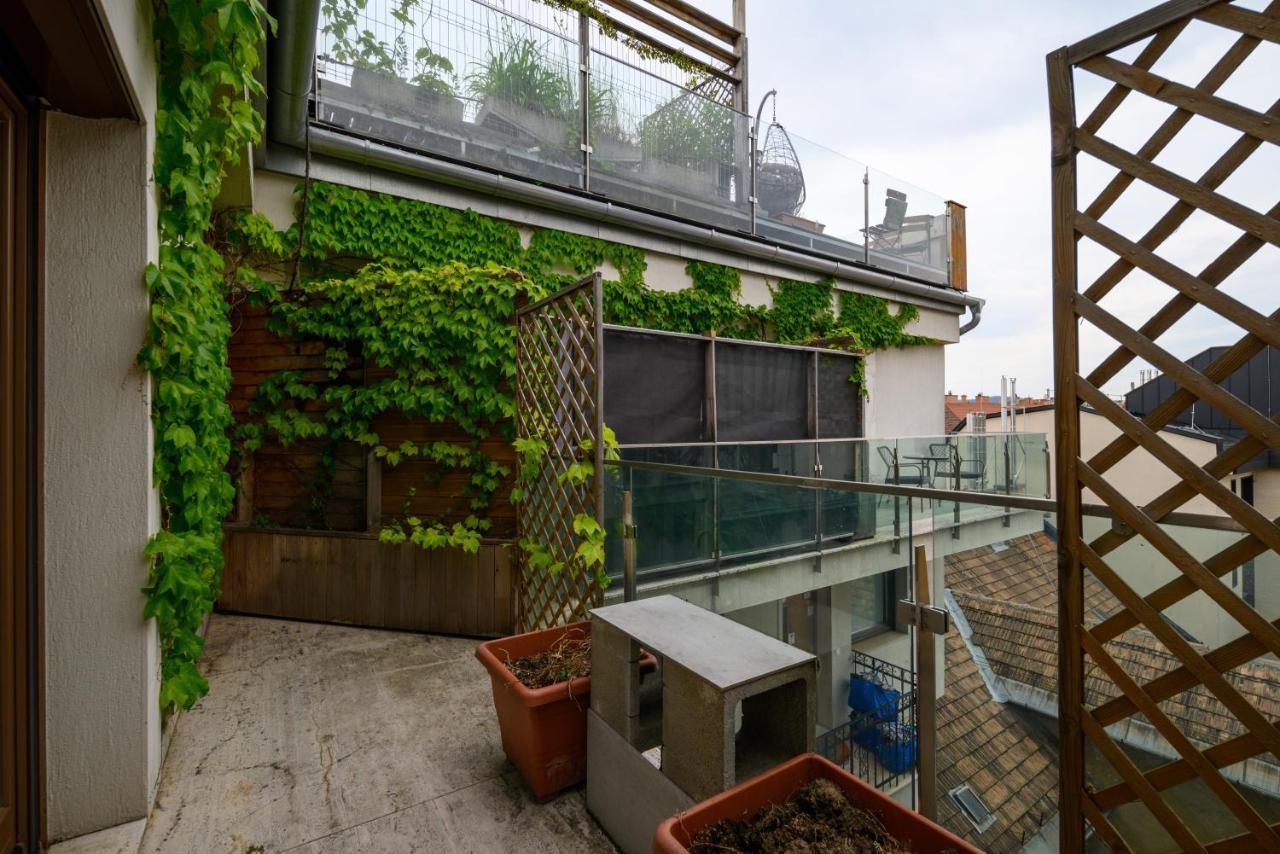 3Bedroom Triplex Rooftop Apartment Budapest Eksteriør bilde