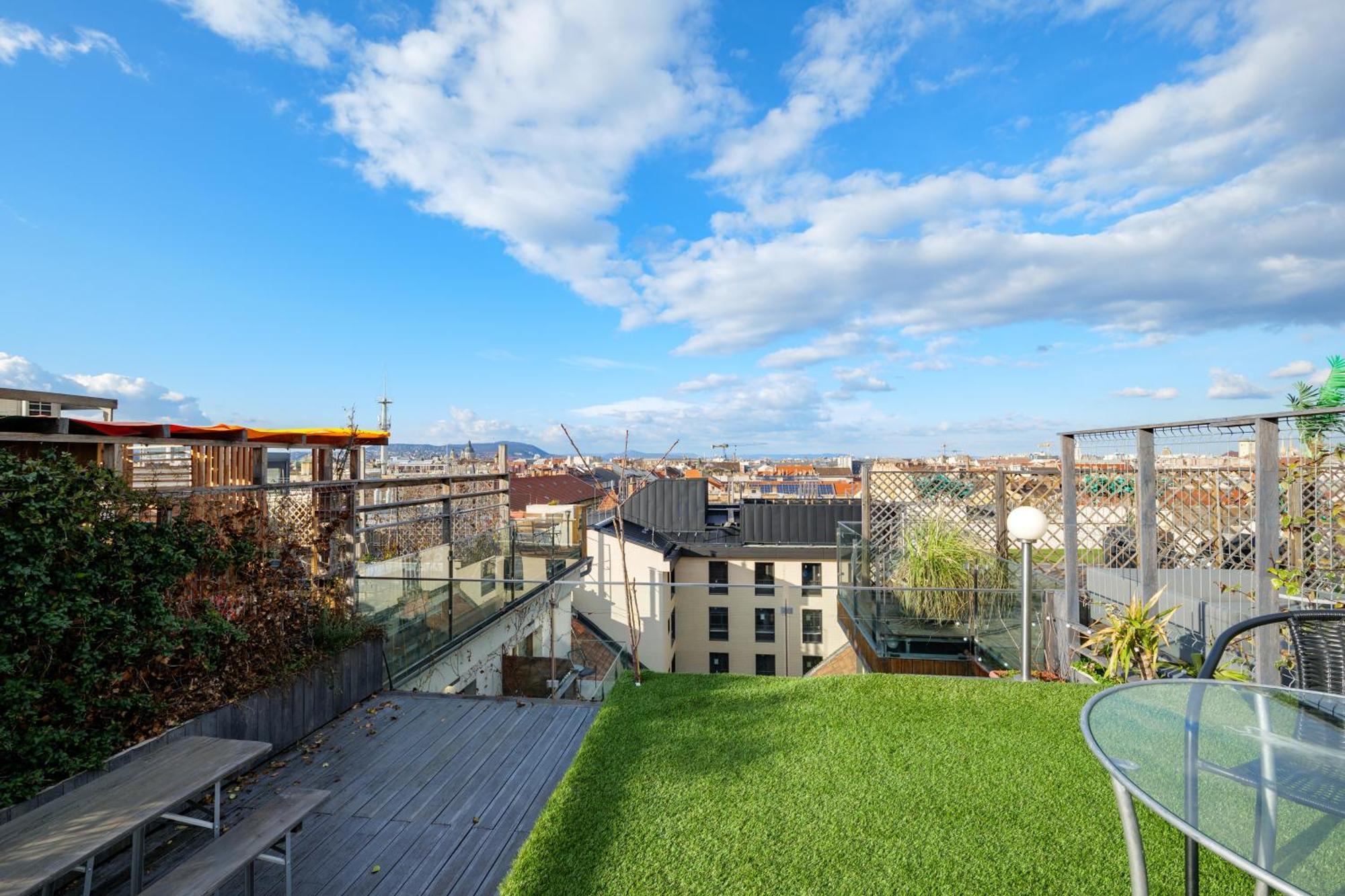 3Bedroom Triplex Rooftop Apartment Budapest Eksteriør bilde